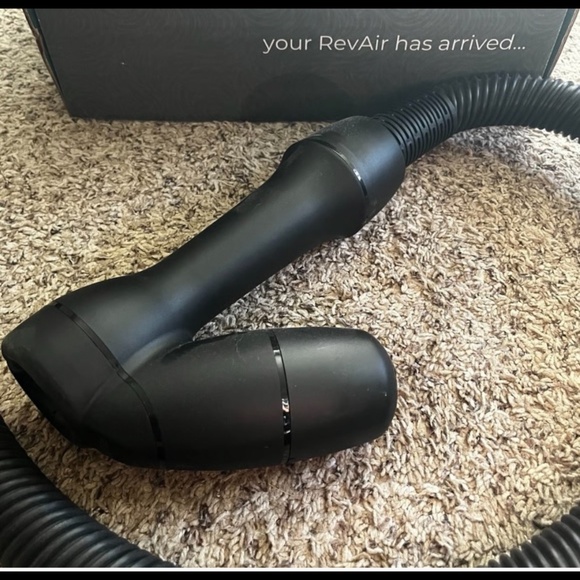 Revair reverse air hair dryer - Picture 2 of 3